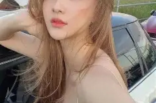 谢贤当场发飙后港圈无人敢阻拦唯有胡枫现身几句话劝服谢贤胡枫手握张学友、黎明等十四位巨星人脉