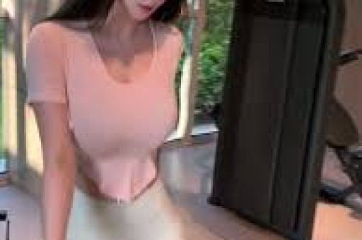 孙菲菲揭娱乐圈霸凌声援李玟!自曝被吐浓痰殴打致毁容打人者仍嚣张没被抓