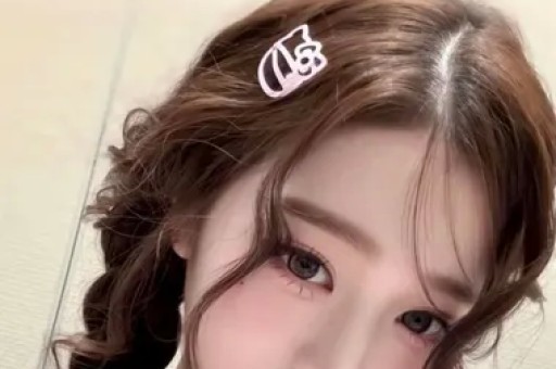 谢贤为曾江洗脚谢贤掌掴曾江事件疑为炒作
